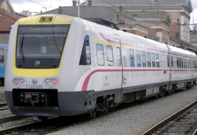 Putnički voz naletio na teretni - tri lica lakše povrijeđena