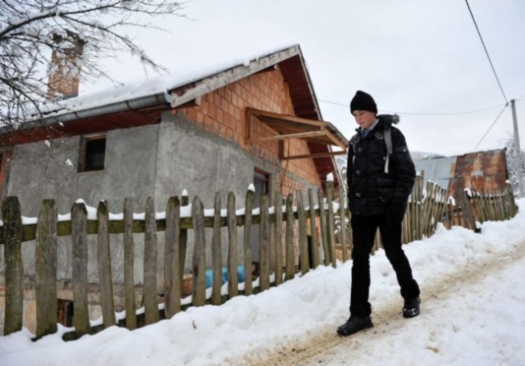 Dječak osam godina pješači deset kilometara do škole i nazad