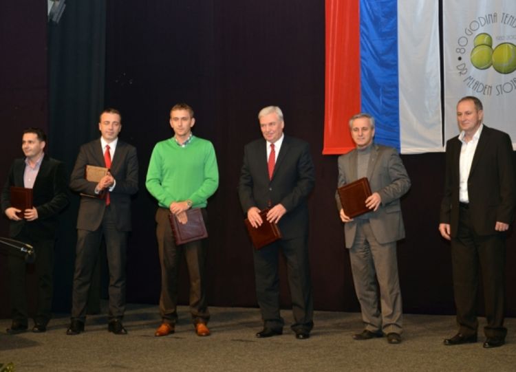 Osam slavnih decenija TK Dr Mladen Stojanović