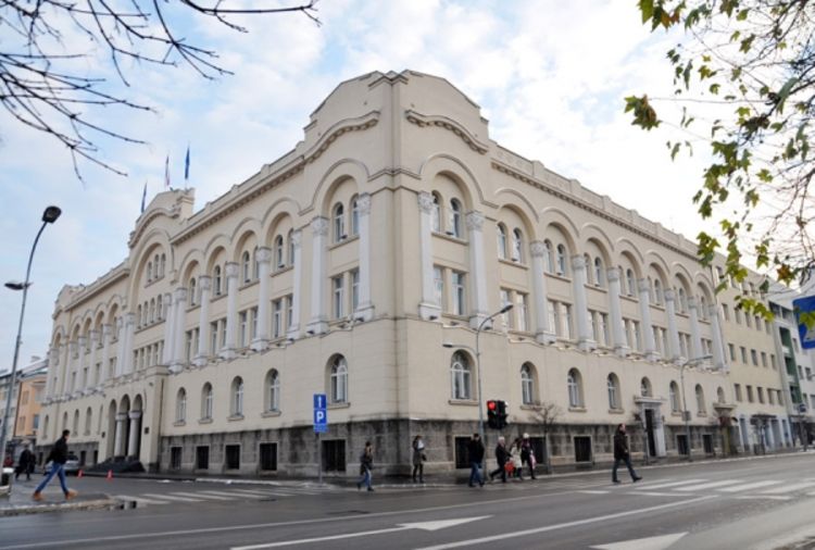 Plate u ASBL nisu povećane