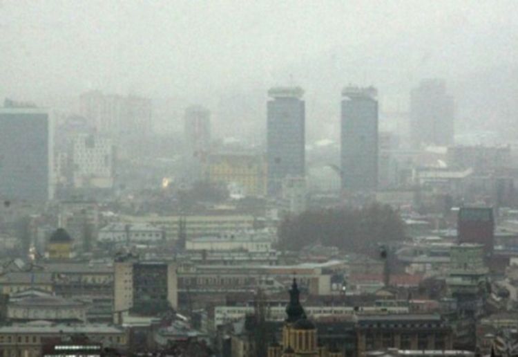 Zbog zagađenja vazduha preporučuju smanjeno kretanje u Sarajevu