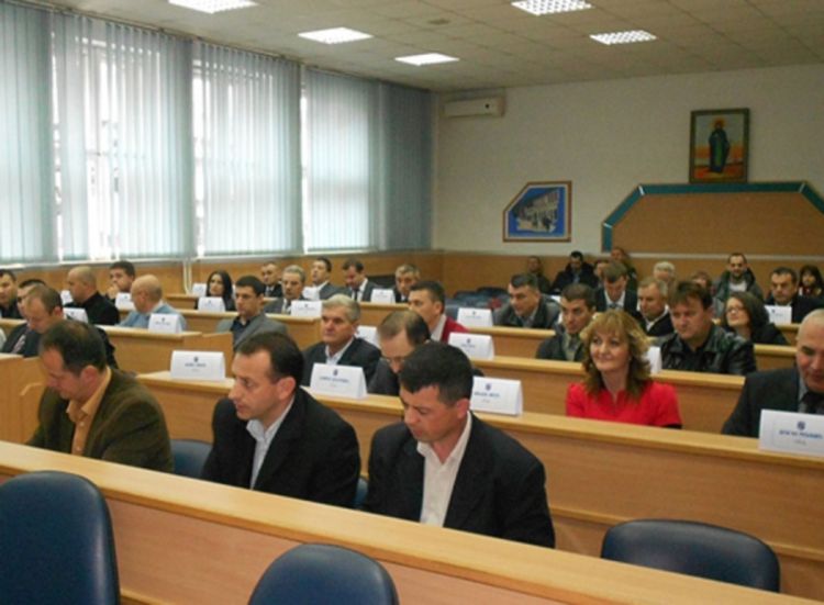 Zvornik: Odbornička naknada smanjena sa 750 na 500 KM