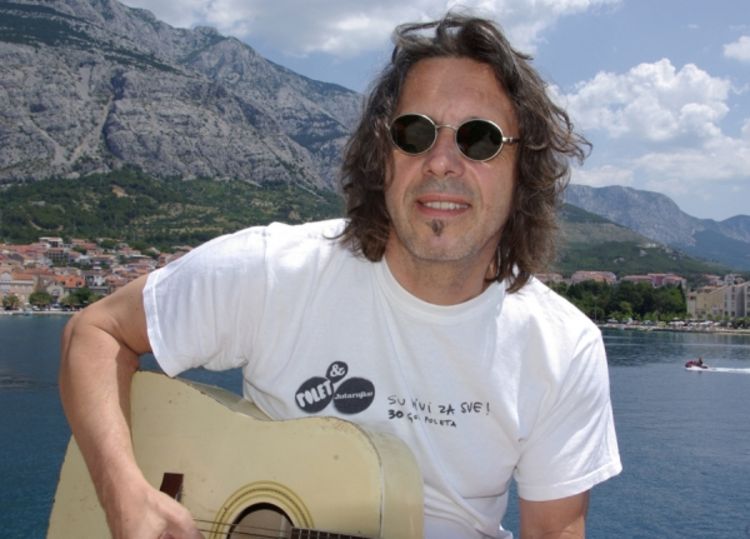 Jurica Pađen, frontmen "Aerodroma": Kada bi život bio lijep i ugodan što bismo naučili?