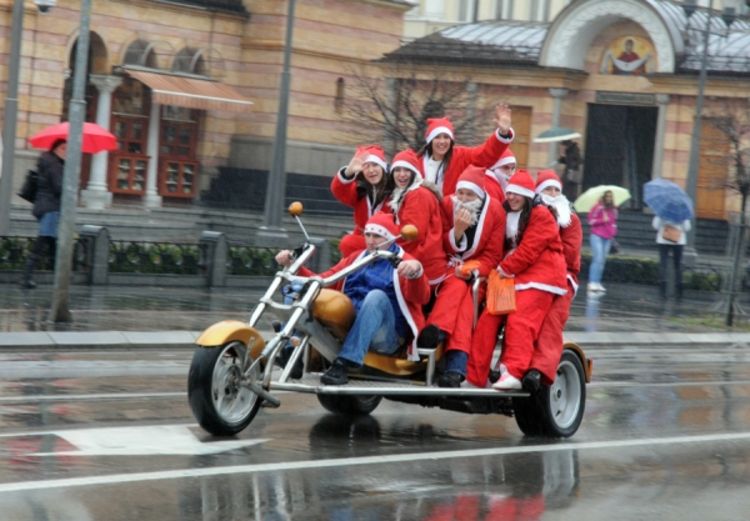 Banjalučani Djeda Mrazove irvase zamijenili trajkovima