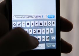Poslato više od 15 miliona SMS-ova u novogodišnjoj noći