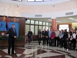 Dodik: Mladi izloženi silnim pritiscima i raznim društvenim mrežama