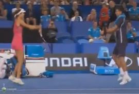 Novak i Ana jašu nevidljivog ponija