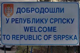 Sutra uklanjanje zastave Srbije u Istočnom Sarajevu