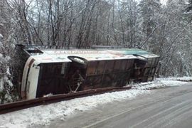 U prevrtanju autobusa povrijeđeno 20 učenika