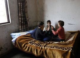 Tri brata u Albaniji zbog krvne osvete od rođenja nisu izašla iz kuće
