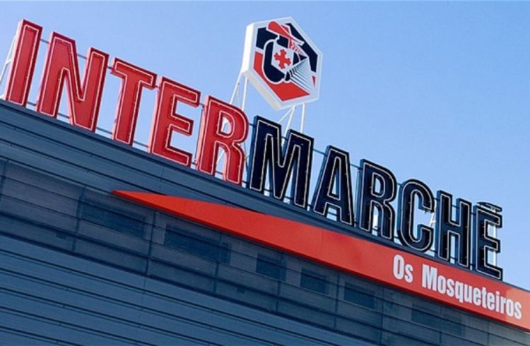 Dočekala novu godinu u zaključanom supermarketu
