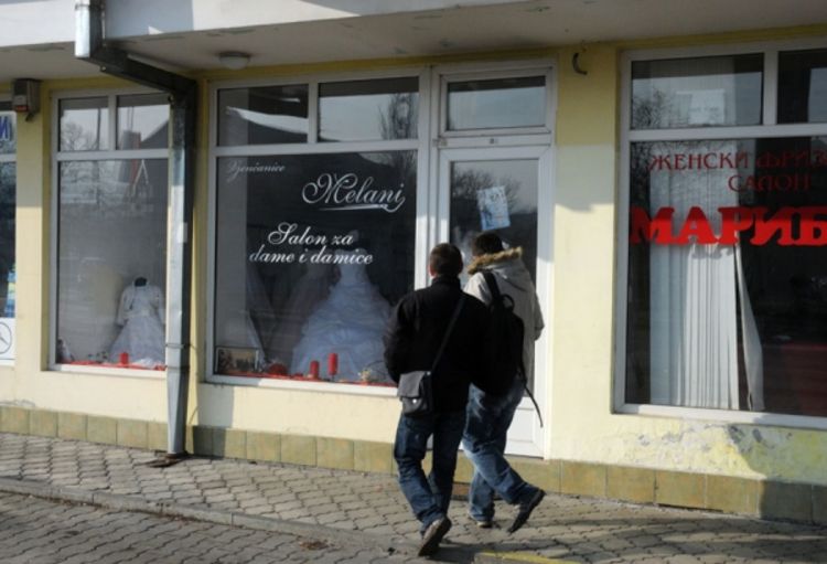 Ukrali vjenčanice i pirotehniku