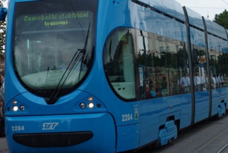 Kontrolor pretukao putnika bez karte