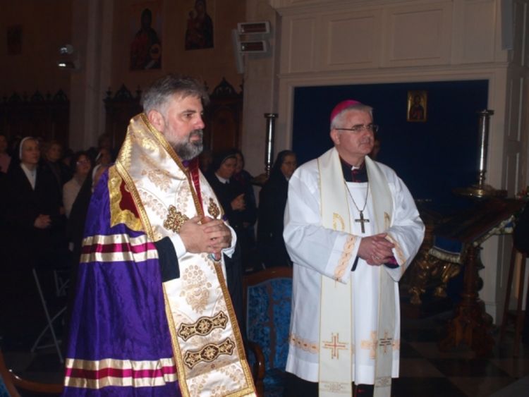Episkop Grigorije i biskup Uzinić predvodili molitvu za toleranciju i ljubav