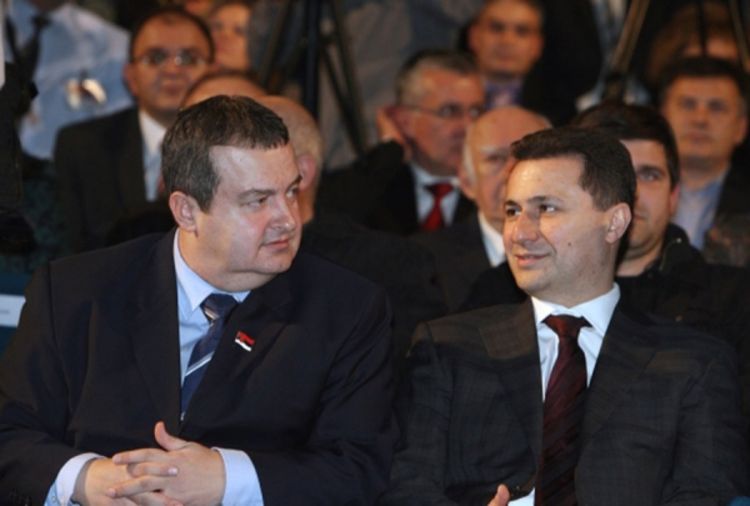 Dačić u Skoplju: Srbija nije banana republika