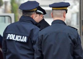 Pijani prijetili policajcima
