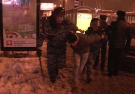 Haos na ulicama Moskve: Tuča navijača i policije