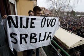 Nakon protesta u Vukovaru pretučen sin pravoslavnog sveštenika
