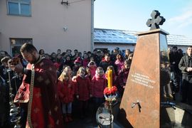 Banjaluka: Spomen-česma za stradale đake