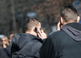 U BiH više telefona, nego stanovnika: U domovima i po pet mobitela