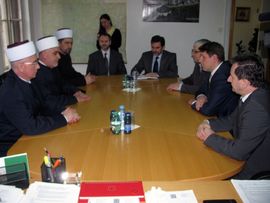Kavazović: Poboljšati uslove života i Srbima i Bošnjacima u ...