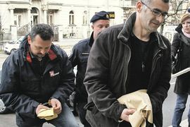 Topalovići iz Osijeka krali i zlatne zube s pokojnika