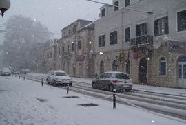 Saobraćaj otežan, ali uslovi za skijanje idealni