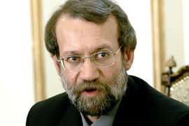 Cipelama i na predsjednika iranskog parlamenta