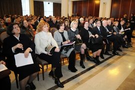 Osnovci opterećeni gradivom