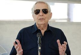 Preminuo Mića Orlović