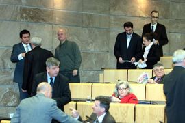 Parlament ide ka kršenju zakona