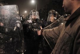 Protesti i nakon ostavke premijera