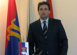 Govedarica: Probleme između SNSD-a i SDS-a riješiti razgovorima