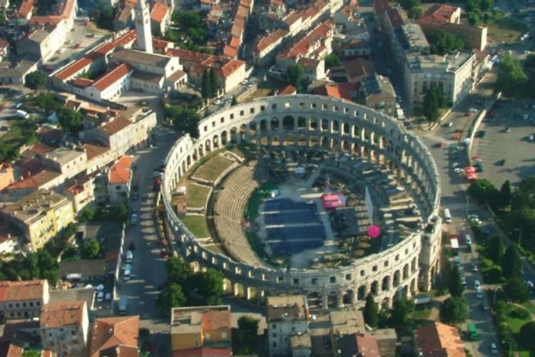 U Puli pronađeni ostaci antičkog broda