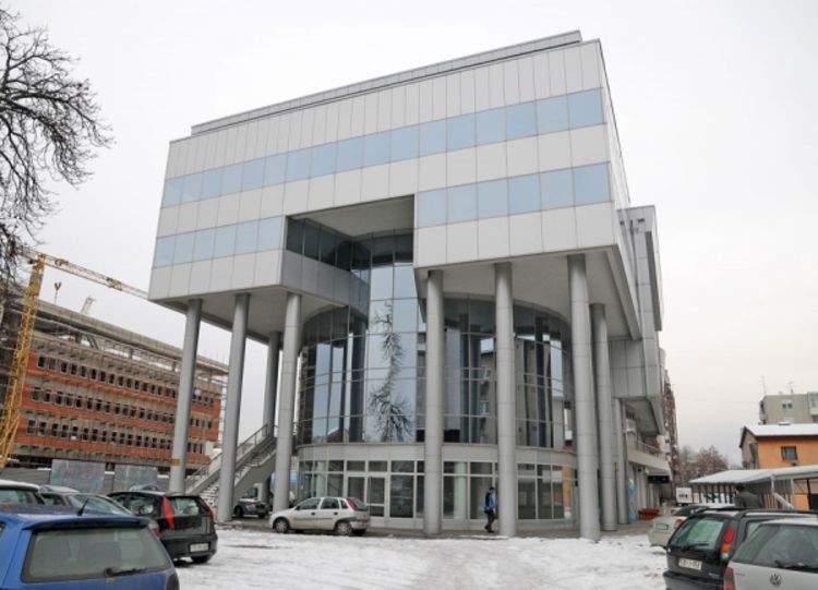 RS nudi poreski dug za vlasnički udio