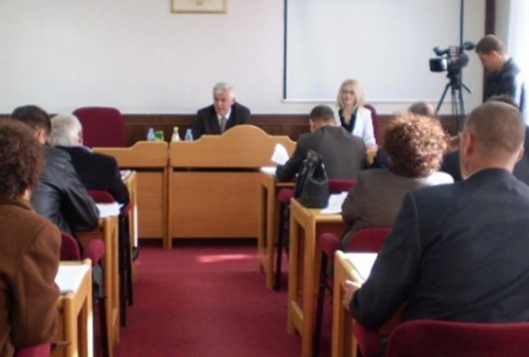 Burna politička situacija u Vlasenici