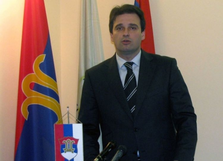 Govedarica: Probleme između SNSD-a i SDS-a riješiti razgovorima
