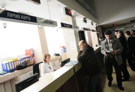 Počelo izdavanje elektronskih dokumenata: Sistem padao, građani ...