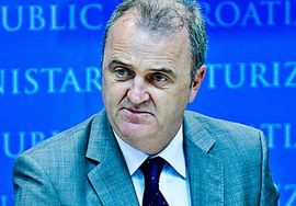 Veljko Ostojić podnio ostavku