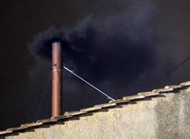 Opet crni dim iz Sikstinske kapele