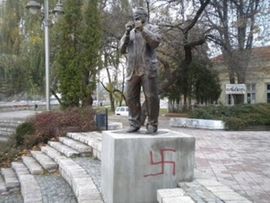 Opet oskrnavljen spomenik Šabanu Bajramoviću