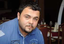 Teleći jezik okovao zlatom