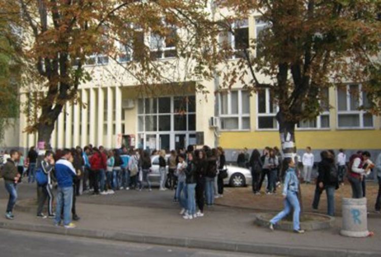 Srednjoškolci preko Fejsbuka šire glasine o seksualnom životu vršnjaka