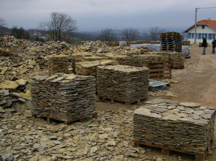 Cijelo selo kod Cazina živi od ukrasnog kamena