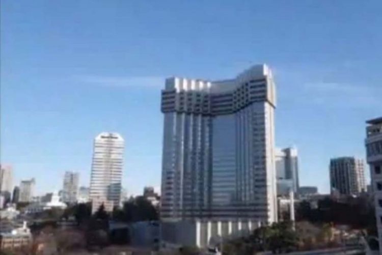 Pogledajte kako Japanci ruše zgradu sprat po sprat
