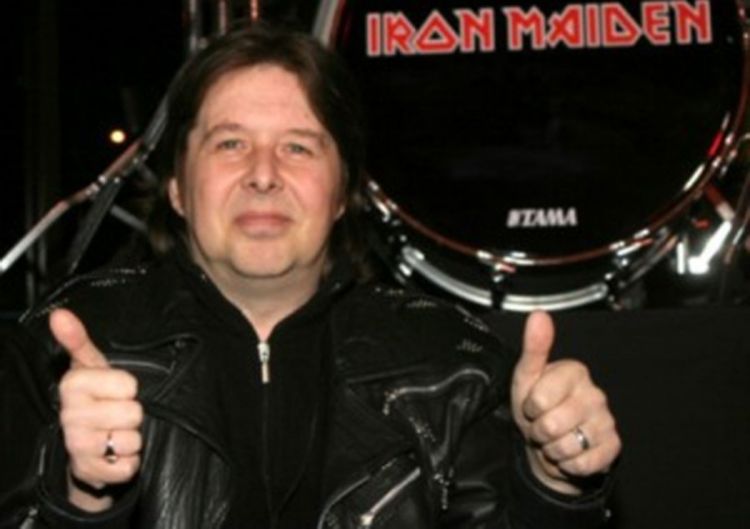 Preminuo Klajv Bur, bubnjar benda Iron Maiden