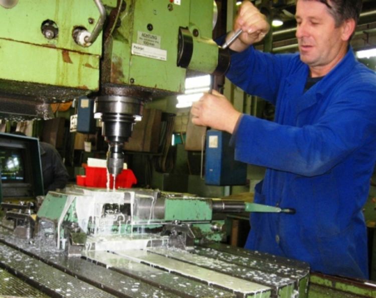Namjenska industrija ne mrda sa mrtve tačke