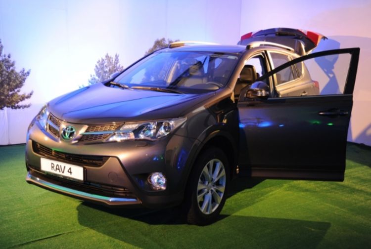 Novi Rav4 stigao u BiH