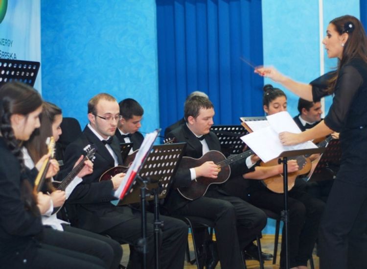 Koncert banjalučkih tamburaša za pomoć sestrama Gajić