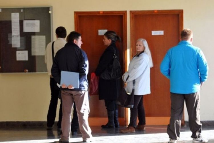 Banjaluka: Penzionera zaposlili u birou za zapošljavanje?